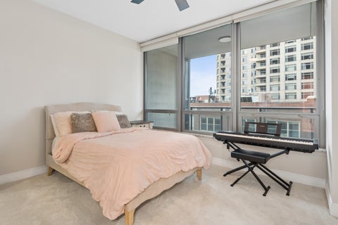 Tiny photo for 600 N Lake Shore Drive #807, Chicago, IL 60611 (MLS # 12620648)