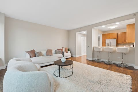 Tiny photo for 600 N Lake Shore Drive #807, Chicago, IL 60611 (MLS # 12620648)