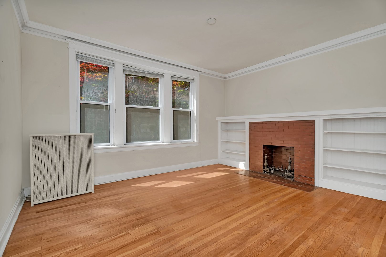 2749 N Hampden Court 1E