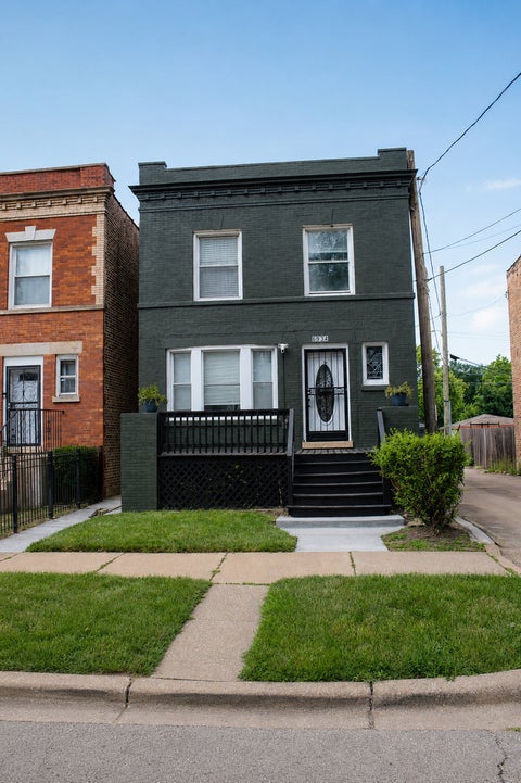 Photo of 6934 S Eberhart Avenue, Chicago, IL 60637 (MLS # 12711637)