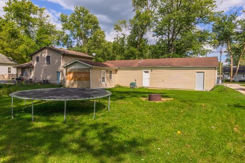 Tiny photo for 1702 S Plum Street, Pontiac, IL 61764 (MLS # 12650662)