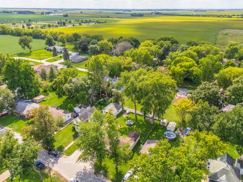 Tiny photo for 1702 S Plum Street, Pontiac, IL 61764 (MLS # 12650662)
