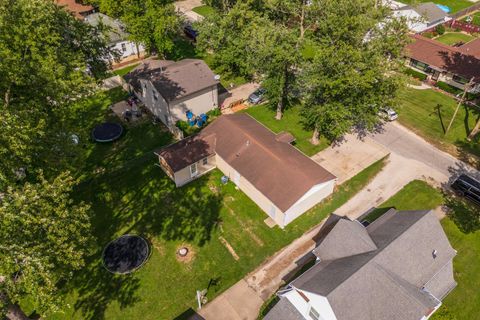Tiny photo for 1702 S Plum Street, Pontiac, IL 61764 (MLS # 12650662)