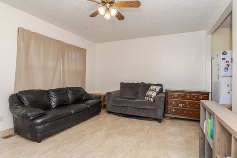Tiny photo for 1702 S Plum Street, Pontiac, IL 61764 (MLS # 12650662)