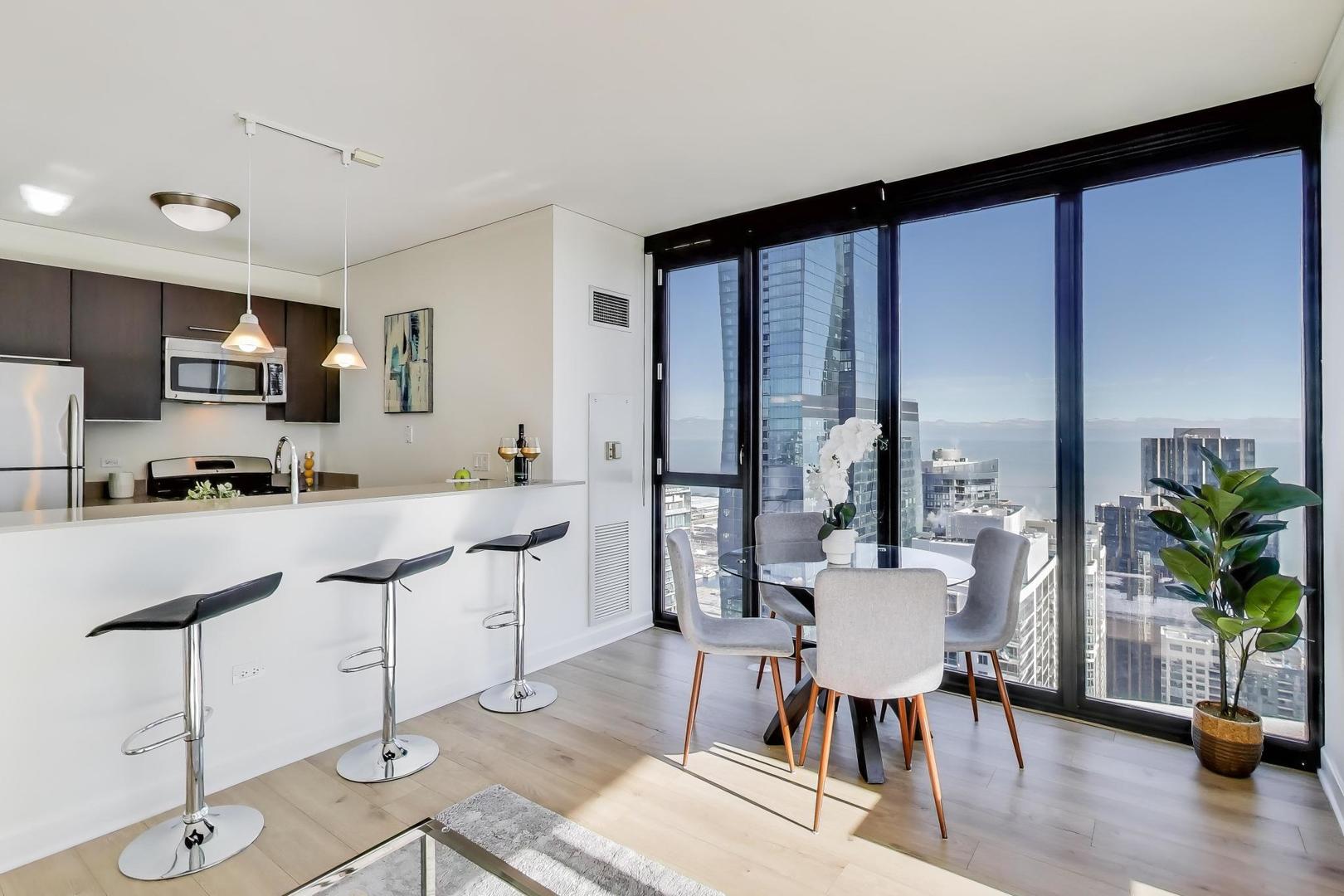 225 N Columbus Drive 5310