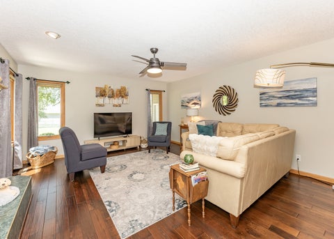 Tiny photo for 881 Pheasant Run Road, Clinton, IA 52732 (MLS # 12676787)