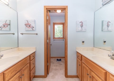Tiny photo for 881 Pheasant Run Road, Clinton, IA 52732 (MLS # 12676787)