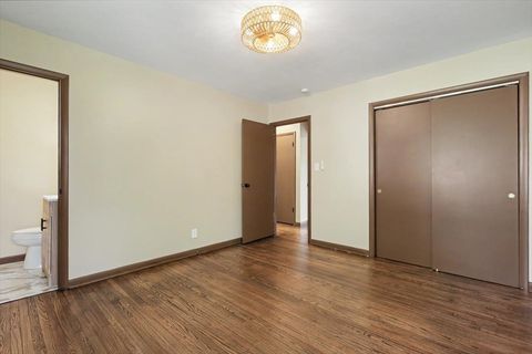 Tiny photo for 2 Walton Place, Normal, IL 61761 (MLS # 12622762)