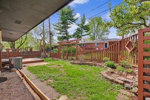 Tiny photo for 2 Walton Place, Normal, IL 61761 (MLS # 12622762)