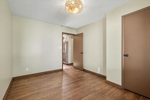 Tiny photo for 2 Walton Place, Normal, IL 61761 (MLS # 12622762)