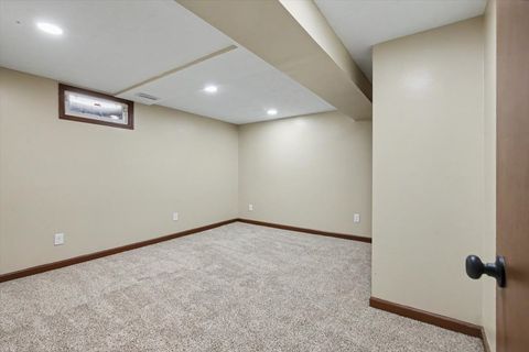 Tiny photo for 2 Walton Place, Normal, IL 61761 (MLS # 12622762)