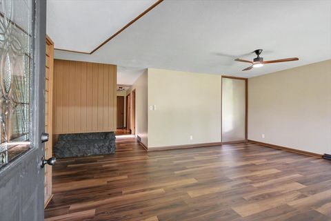 Tiny photo for 2 Walton Place, Normal, IL 61761 (MLS # 12622762)