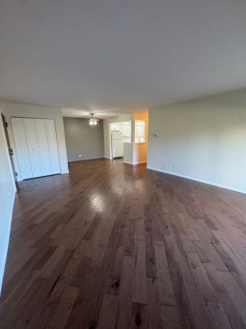 Tiny photo for 1820 W Surrey Park Lane #1B, Arlington Heights, IL 60005 (MLS # 12523476)