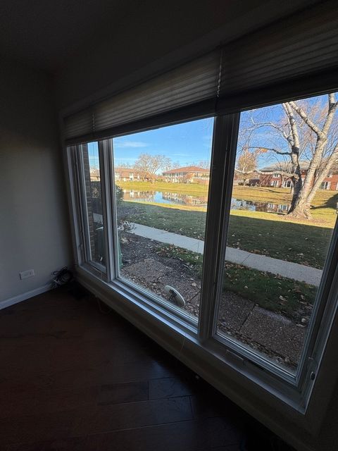 Tiny photo for 1820 W Surrey Park Lane #1B, Arlington Heights, IL 60005 (MLS # 12523476)