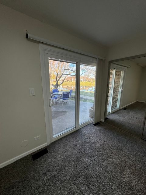 Tiny photo for 1820 W Surrey Park Lane #1B, Arlington Heights, IL 60005 (MLS # 12523476)