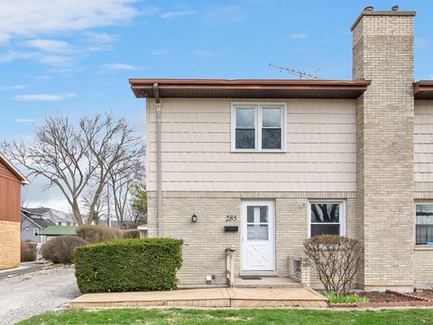 Photo of 285 E 1st Street, Elmhurst, IL 60126 (MLS # 12602082)