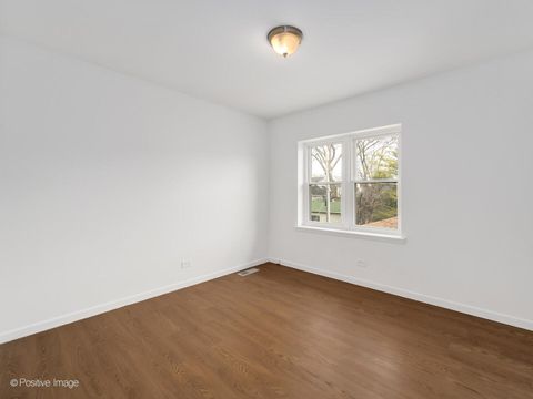 Tiny photo for 285 E 1st Street, Elmhurst, IL 60126 (MLS # 12602082)