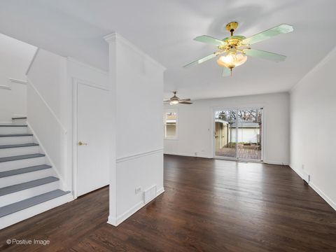 Tiny photo for 285 E 1st Street, Elmhurst, IL 60126 (MLS # 12602082)