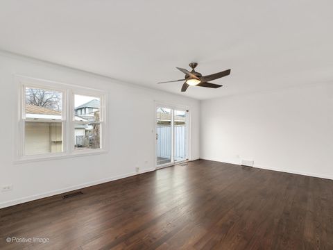 Tiny photo for 285 E 1st Street, Elmhurst, IL 60126 (MLS # 12602082)