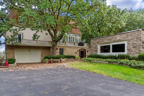 Photo of 7830 N Pillow Hill Road, Spring Grove, IL 60081 (MLS # 12487256)