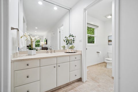 Tiny photo for 809 W Kingsley Drive, Arlington Heights, IL 60004 (MLS # 12734006)
