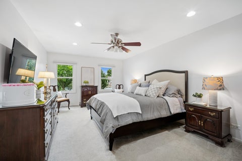 Tiny photo for 809 W Kingsley Drive, Arlington Heights, IL 60004 (MLS # 12734006)