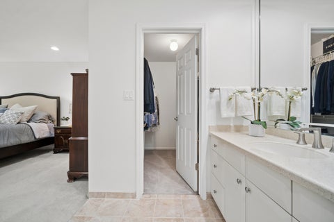 Tiny photo for 809 W Kingsley Drive, Arlington Heights, IL 60004 (MLS # 12734006)