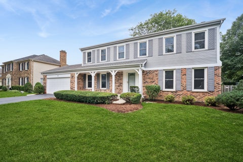 Photo of 809 W Kingsley Drive, Arlington Heights, IL 60004 (MLS # 12734006)