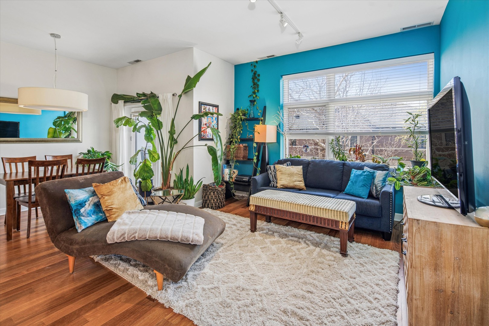 3741 N Wolcott Avenue 6