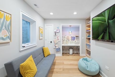 Tiny photo for 3919 Washington Street, Downers Grove, IL 60515 (MLS # 12550441)