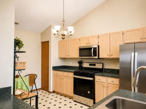 Tiny photo for 13833 S Balsam Lane #C, Plainfield, IL 60544 (MLS # 12617081)