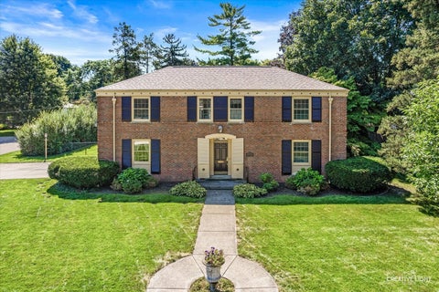 Photo of 1434 W Downer Place, Aurora, IL 60506 (MLS # 12744100)