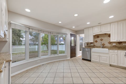 Tiny photo for 2206 W LAWRENCE Lane, Mount Prospect, IL 60056 (MLS # 12788981)