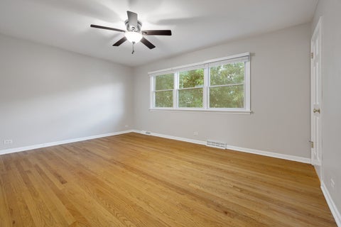 Tiny photo for 2206 W LAWRENCE Lane, Mount Prospect, IL 60056 (MLS # 12788981)