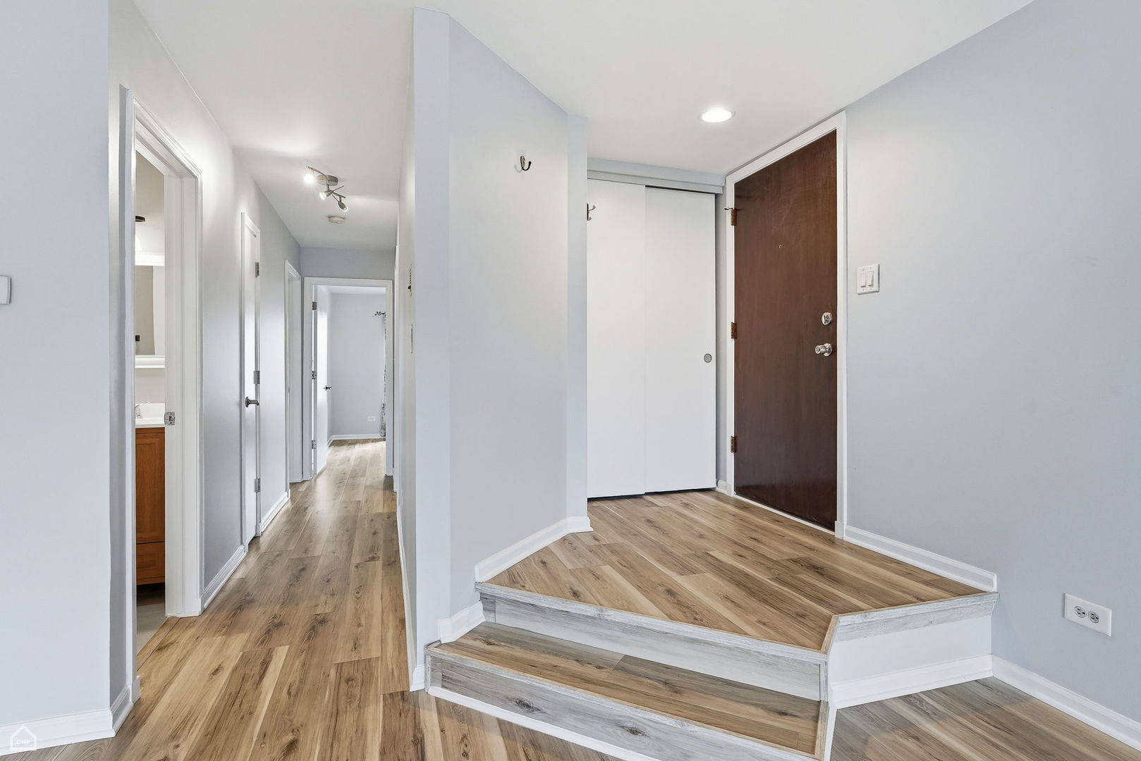 1224 Knottingham Court 1A