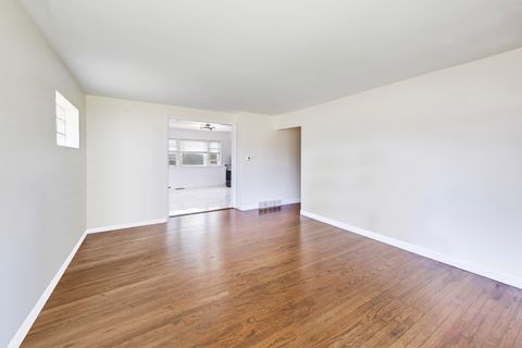 Tiny photo for Des Plaines, IL 60018 (MLS # 12620281)