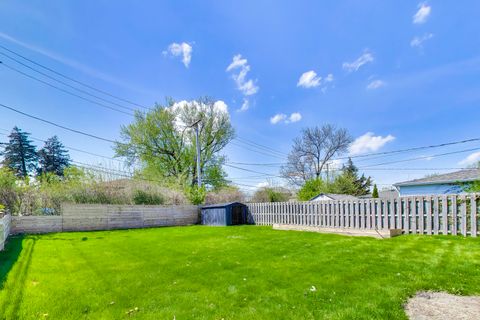 Tiny photo for Des Plaines, IL 60018 (MLS # 12620281)