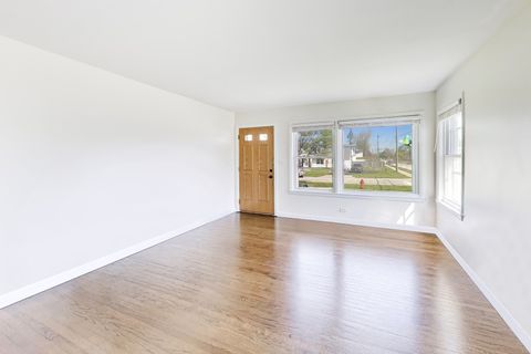 Tiny photo for Des Plaines, IL 60018 (MLS # 12620281)