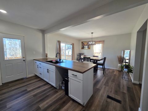 Tiny photo for 908 1st Avenue, Sterling, IL 61081 (MLS # 12558707)