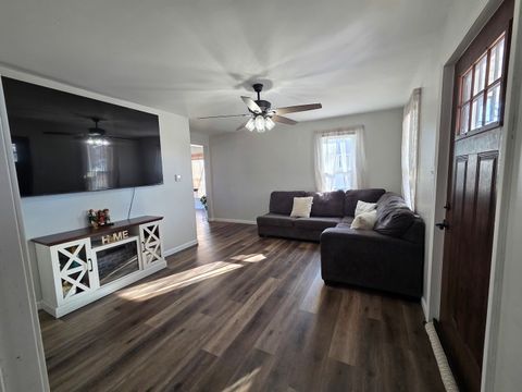 Tiny photo for 908 1st Avenue, Sterling, IL 61081 (MLS # 12558707)