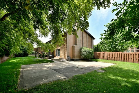 Tiny photo for 2005 Mallard Drive, Northbrook, IL 60062 (MLS # 12719048)