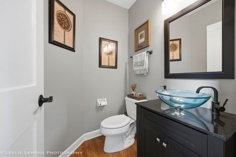 Tiny photo for 2110 Summerlin Drive, Aurora, IL 60503 (MLS # 12594391)