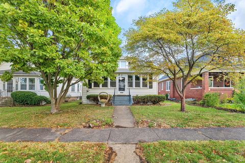 Photo of 308 E Delaware Street, Dwight, IL 60420 (MLS # 12507273) Photo of 308 E Delaware Street, Dwight, IL 60420 (MLS # 12507273)