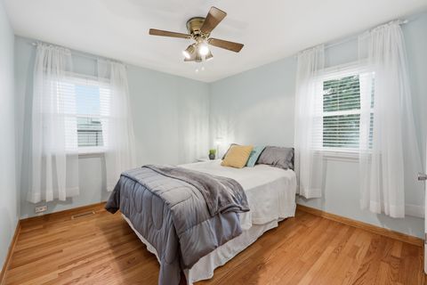 Tiny photo for 1106 Lovell Court, Elk Grove Village, IL 60007 (MLS # 12577740)