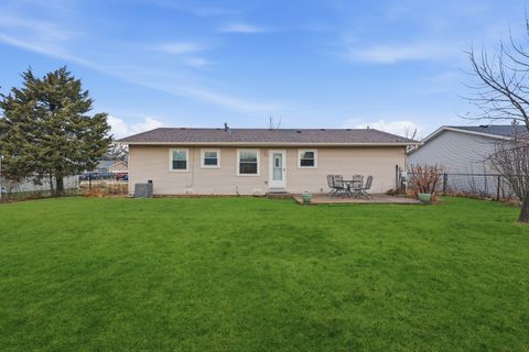 Tiny photo for 1106 Lovell Court, Elk Grove Village, IL 60007 (MLS # 12577740)