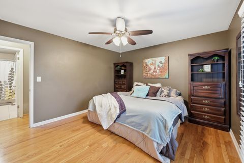 Tiny photo for 1106 Lovell Court, Elk Grove Village, IL 60007 (MLS # 12577740)