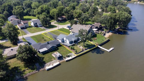 Tiny photo for 9508 SHORE Drive, Machesney Park, IL 61115 (MLS # 12703326)