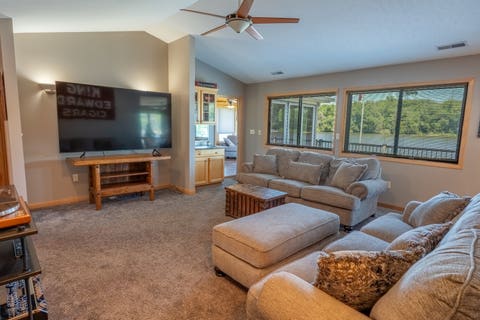 Tiny photo for 9508 SHORE Drive, Machesney Park, IL 61115 (MLS # 12703326)