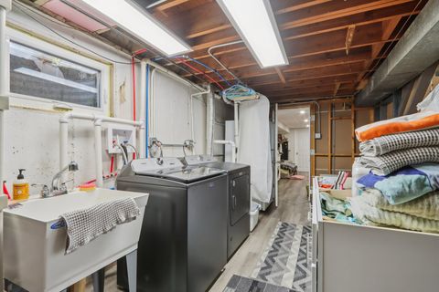 Tiny photo for 866 Clark Lane, Des Plaines, IL 60016 (MLS # 12519519)