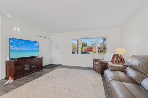 Tiny photo for 866 Clark Lane, Des Plaines, IL 60016 (MLS # 12519519)